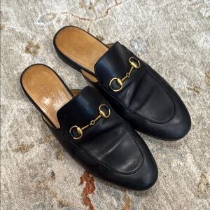 Gucci Black Leather Loafers with Gold Hardware